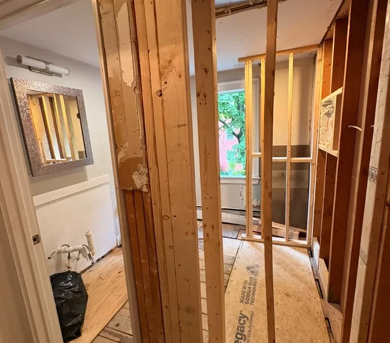 Sheetrock vs Plaster: Choosing the Right Walls for New Construction